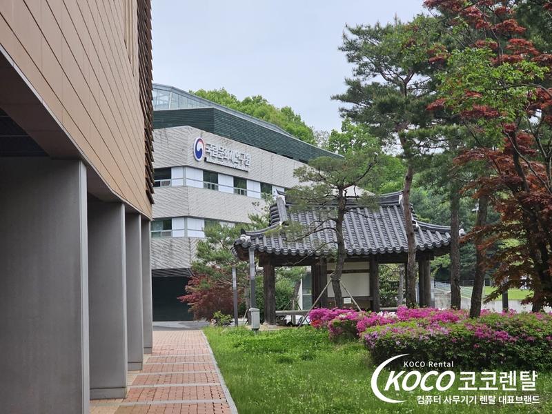 코코렌탈 대전 유성구점 - 한국콘텐츠진흥원 & 문화제연구원 스텐드모니터 및 노트북 렌탈설치